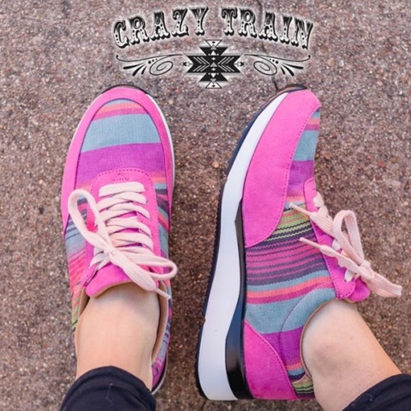 Crazy Train NIB Pink Serape Lime Springs Kicks - Picture 3 of 4